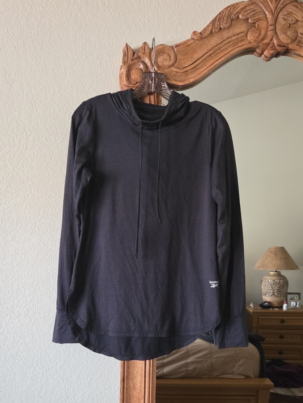 Reebok Black Long-Sleeve Hooded Top